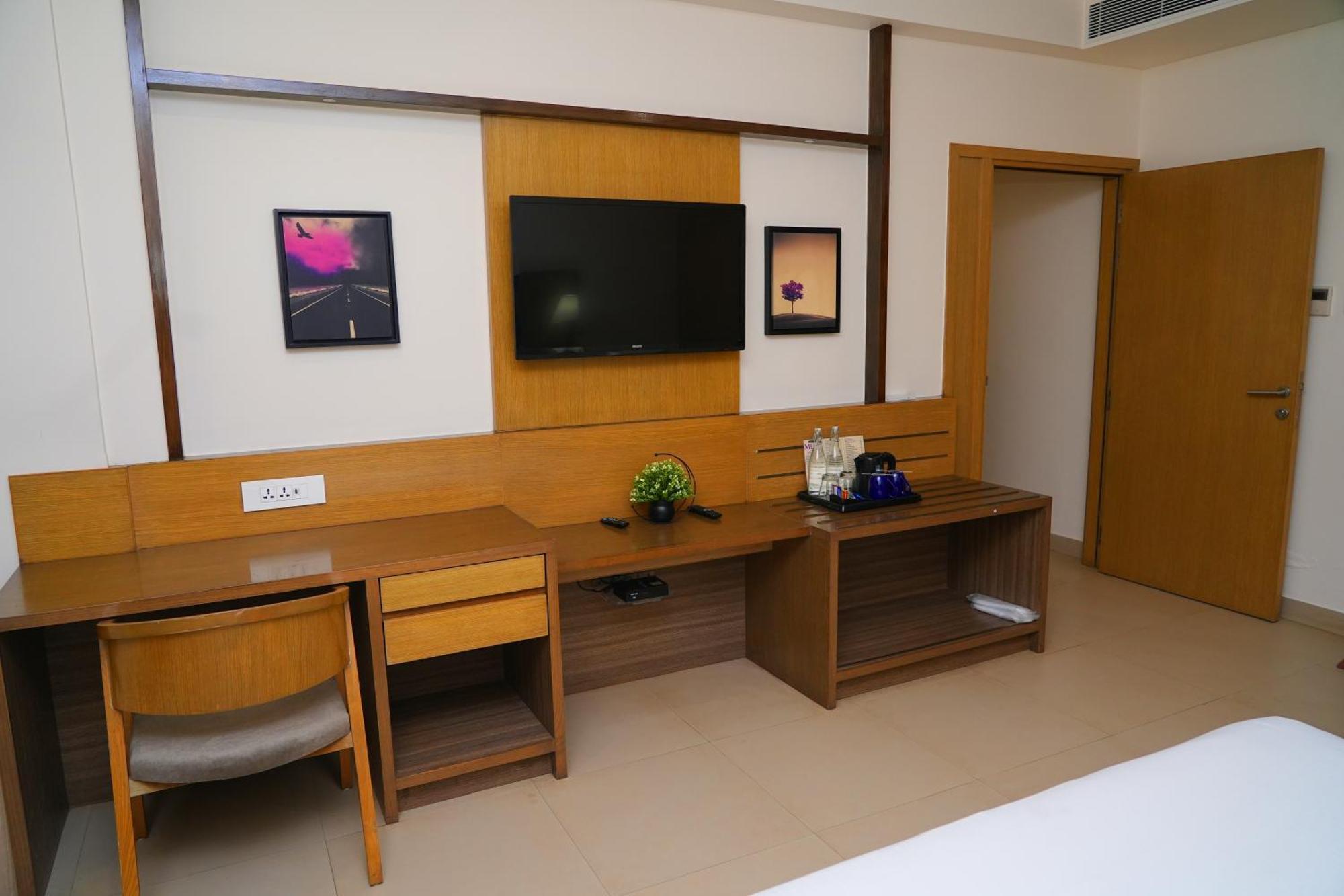Purple Cloud Hotel Devanahalli Exterior photo