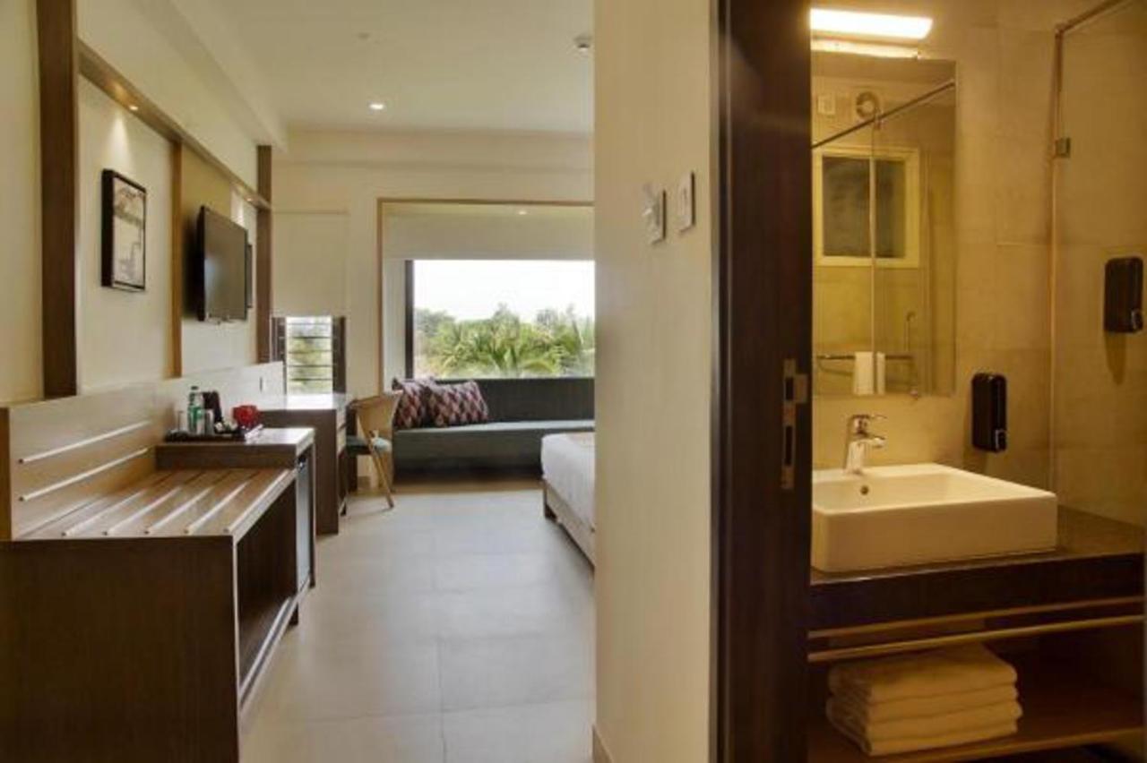 Purple Cloud Hotel Devanahalli Exterior photo